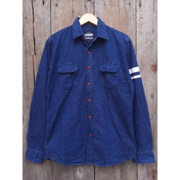 kemeja denim momotaro second size fit L not iron heart