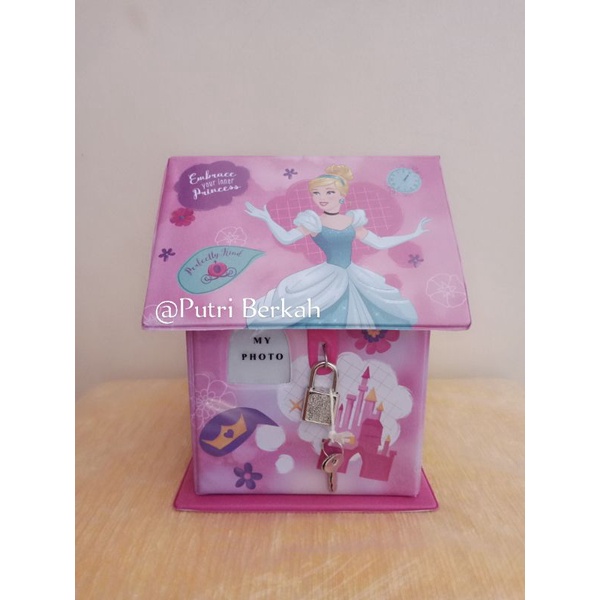 CELENGAN RUMAH GEMBOK BESAR