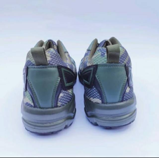 NEW SEPATU KETS LORENG