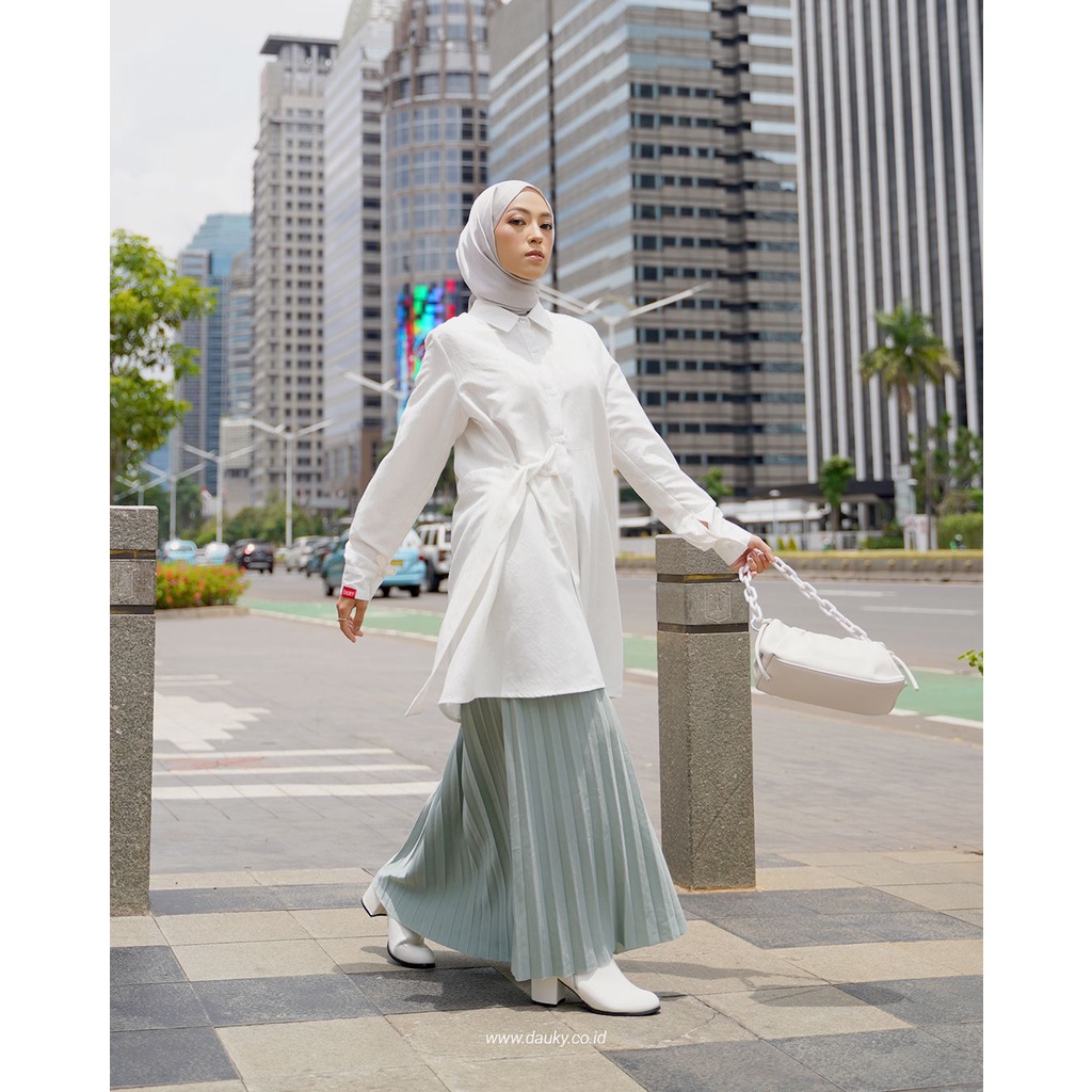 M Tunic Tali Jacquard / Tunic Dauky / Atasan Dauky / Atasan Polos / Atasan Putih / Tunic Putih