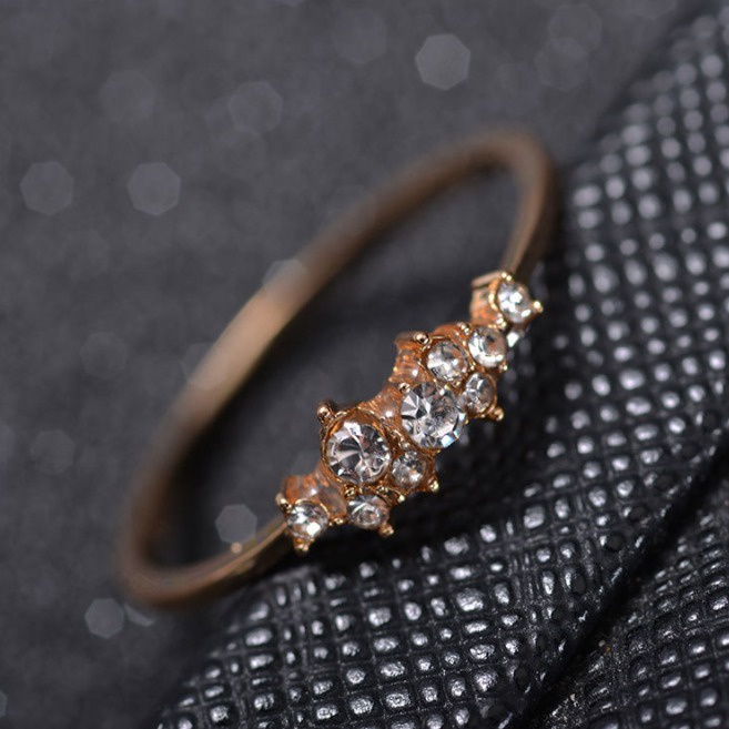 ✅ Bisa COD Cincin Wanita Diamond Fashion Korea / Cincin Berlian / Cincin Simple Wanita Alloy