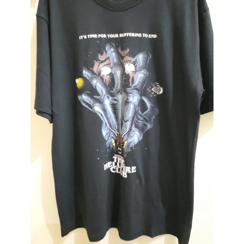 Kaos/Tshirt Hitam- Stranger Things 4 - Hellfire Club