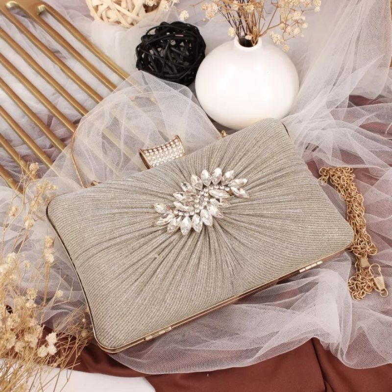 TAS PESTA KONDANGAN WANITA DOMPET CLUTCH MAC 39 HAND BAG SHOULDER TENTENG JINJING TALI RANTAI WANITA CEWEK CEWE PEREMPUAN FASHION BATAM BRANDED MURAH PREMIUM TERBARU KEKINIAN MEWAH ELEGAN 2024 MAC 39 BERKUALITAS BAGUS MOTIF CANTIK KEREN IMPORT KEKINIAN