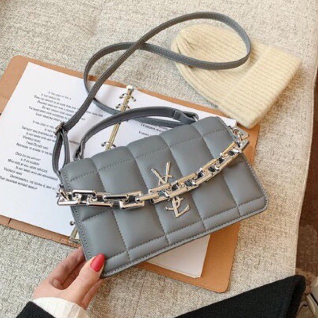 tas wanita branded import / selempang / slingbag / tas tangan