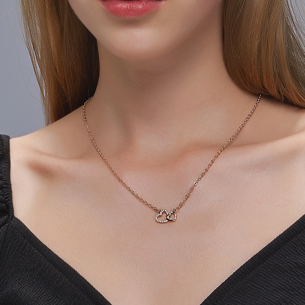 Kalung Liontin Hati Bahan Titanium Steel Warna Silver / Gold Untuk Wanita