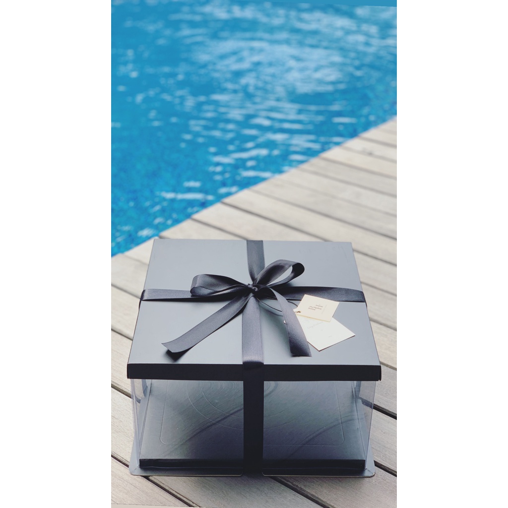 

SIGNATURE Gift Box/ Bungkus Kado