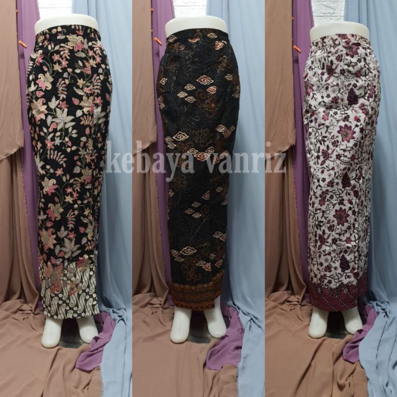 ROK SPAN BATIK//ROK BATIK SPAN//ROK SPAN DALAMAN FURINGBELAH TENGAH RESLETING BELAKANG