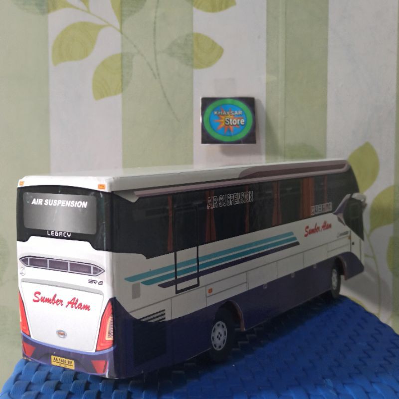 Miniatur Bus bis / mainan bus bis Sumber Alam Legacy SR2 XHD Prime