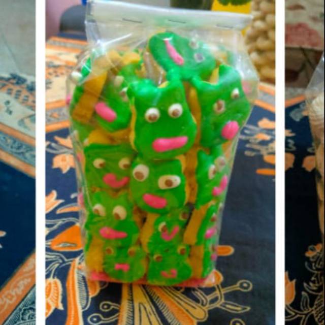 

Kue hello Kitty