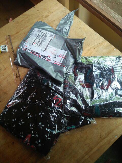 Batik Couple Keluarga Sania Ruffle Ori Ndoro Jowi Dnt Sogan Sekar Ulir - Kupu Putih Abu