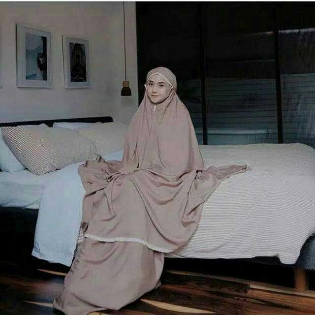 Mukena renda tazkia cantik plain khaki