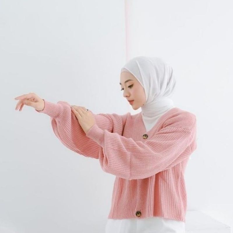 Vina Knitted Cardigan Rajut Kancing Oversize Tangan Balon / PREMIUM Outerwear Kardigan Rajut wanita-1