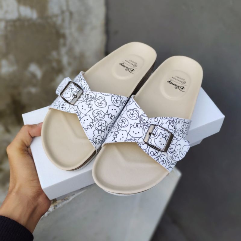Sandal disney nevada wanita
