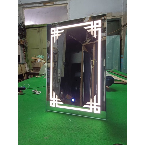 Smart Mirror LED Touchscreen / Cermin LED Tombol Sentuh Touchscreen
