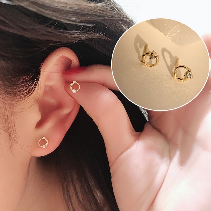 Anting Kristal Zirkon Karangan Bunga Berlian Emas S925 Perak Fashion Wanita 1 Pasang Earring Stud