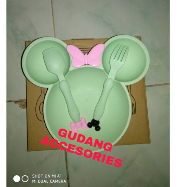 Piring makan bayi Mickey set