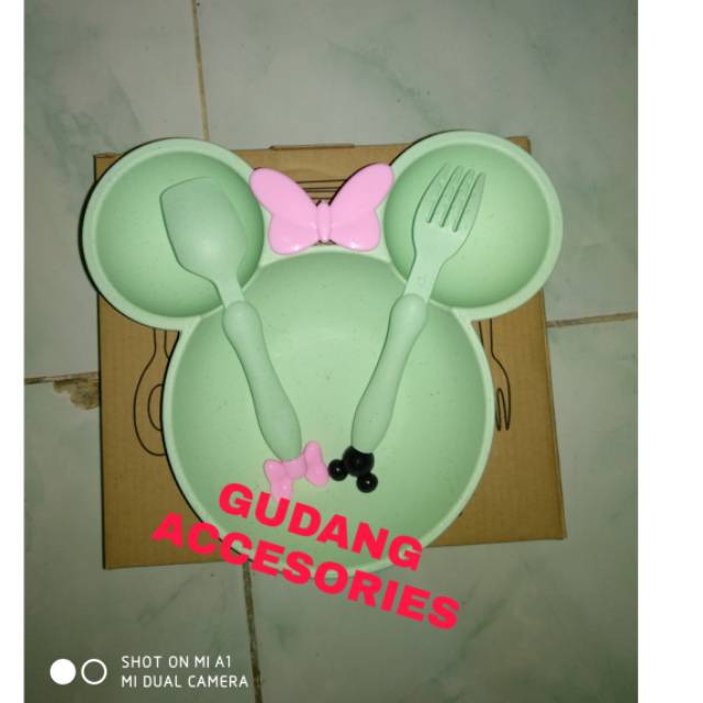 Piring makan bayi Mickey set