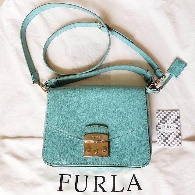 Furla Metropolis Small Shoulder Bag Leather