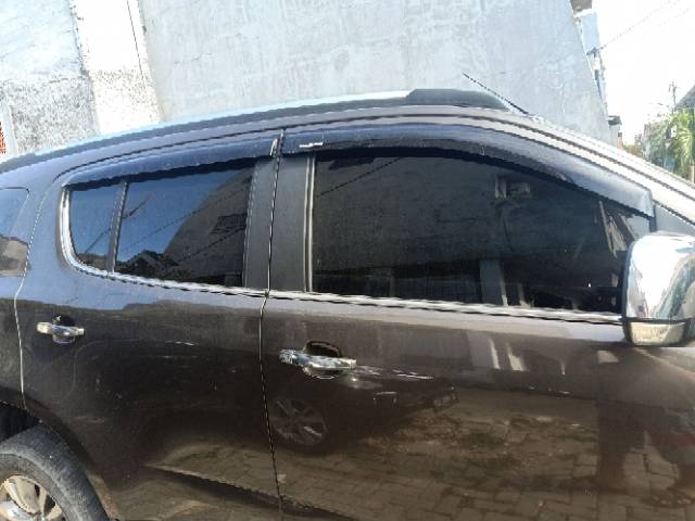 Talang air Chevrolet trailblazer slim 3m
