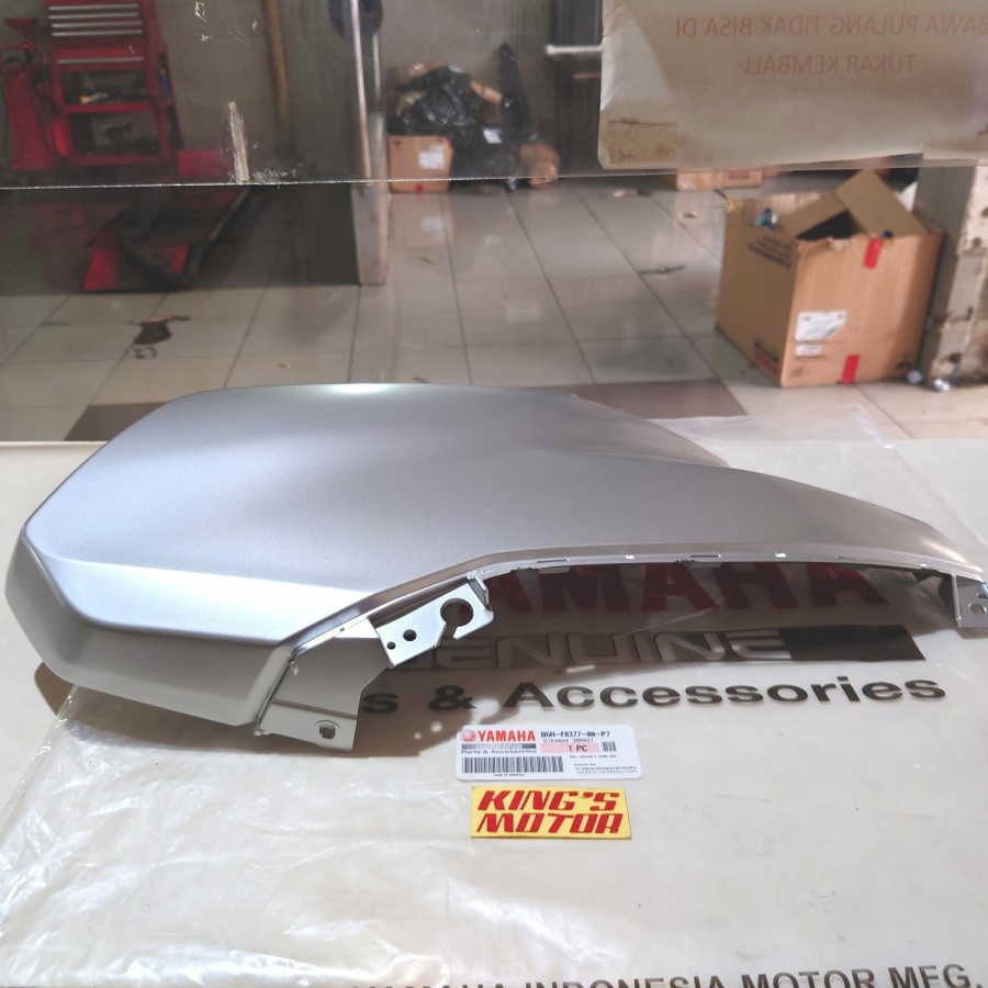 BODY COWLING, COVER LAMPU DEPAN NEW NMAX, N MAX 2020 SILVER KANAN P7