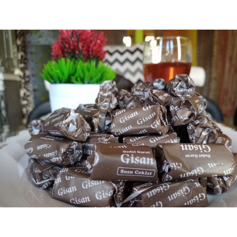 

DODOL GARUT ASLI 1KG RASA SUSU COKLAT
