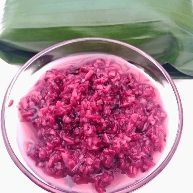 

Tape Ketan Manis dan Bergizi