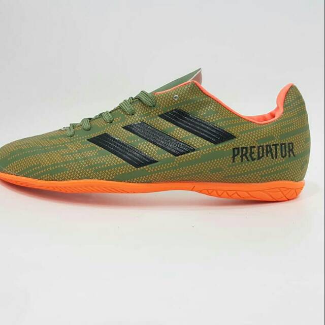 Sepatu Futsal Adidas Predator