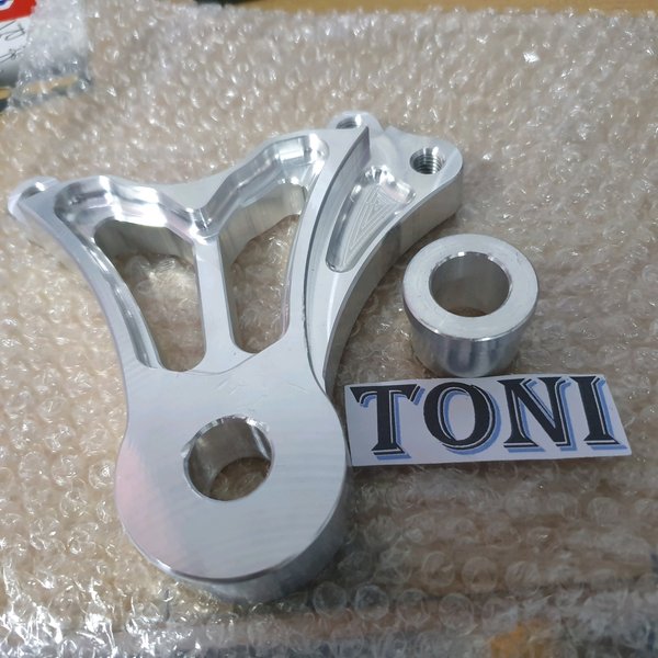 breket 2 piston kaliper belakang satria fu dan vixion full cnc  bisa untuk kaliper nissin dan brembo