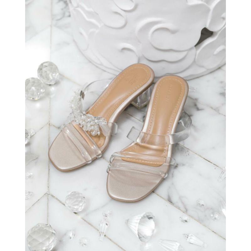 Annora heels by local id