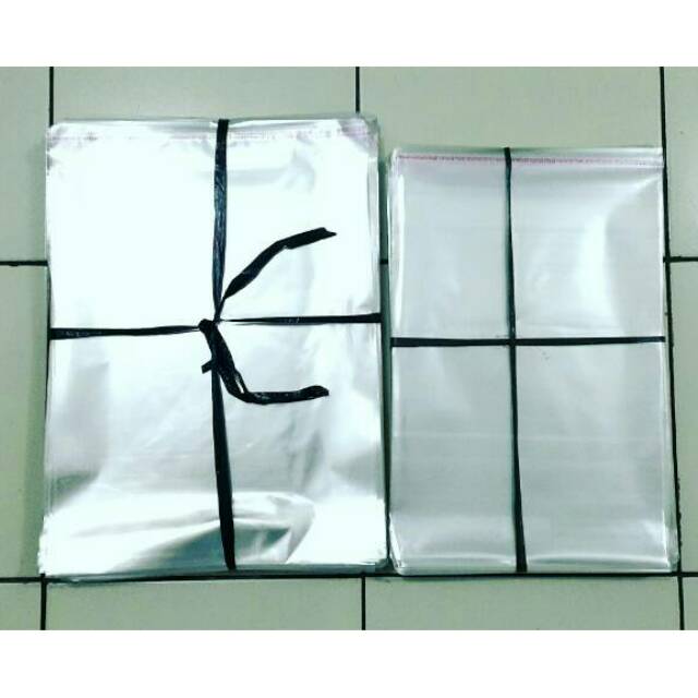 

Plastik OPP Lem 25x35+4cm Plastik Baju SF6