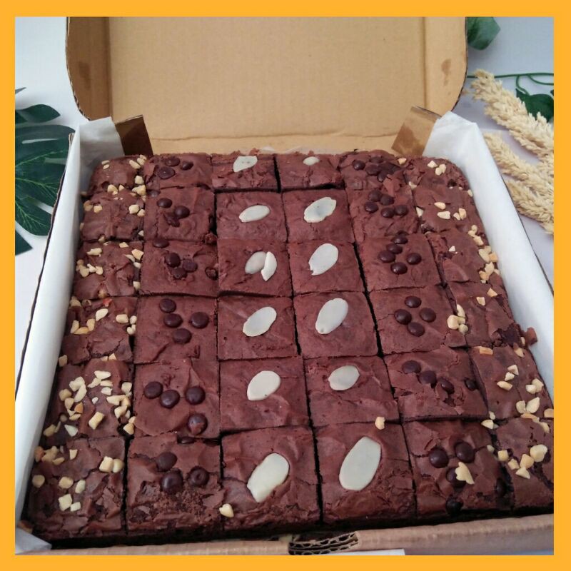 

BROWNIES fudgy shiny/Brownies skat kekinian