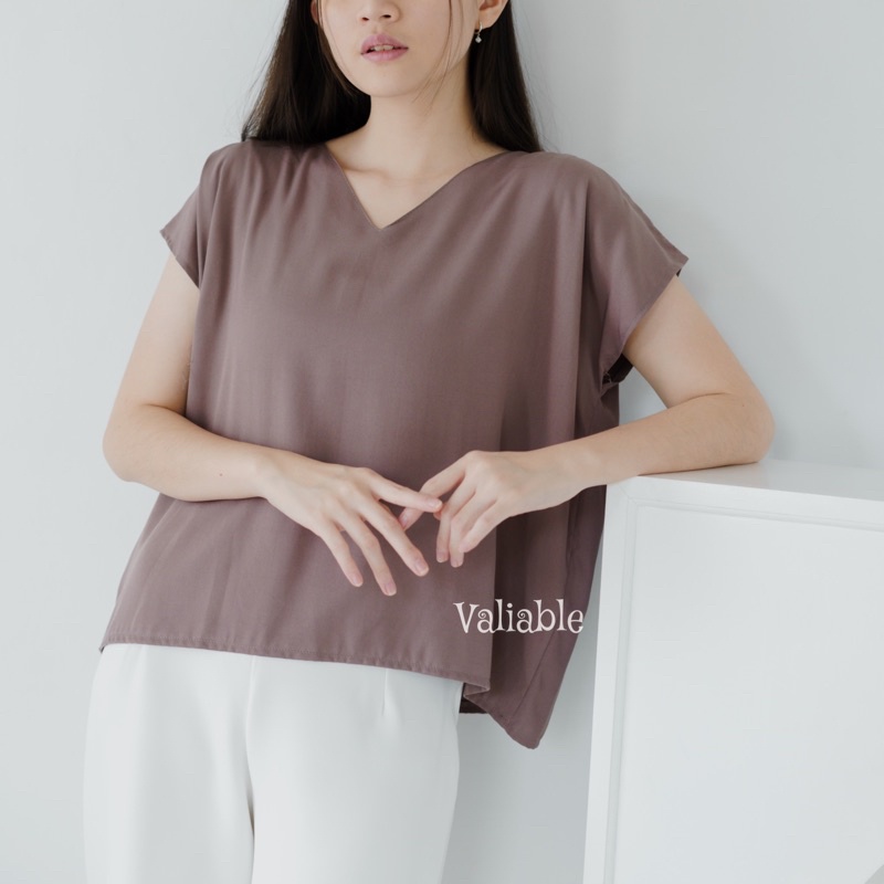 Basic Vneck Blouse