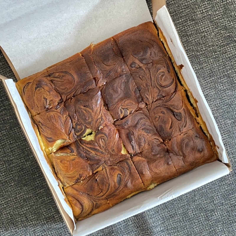 

CHIZZY BROWNIES by elskitchenid
