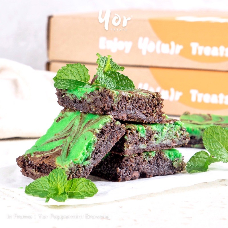 

PEPPERMINT BROWNIE by Yor Treats