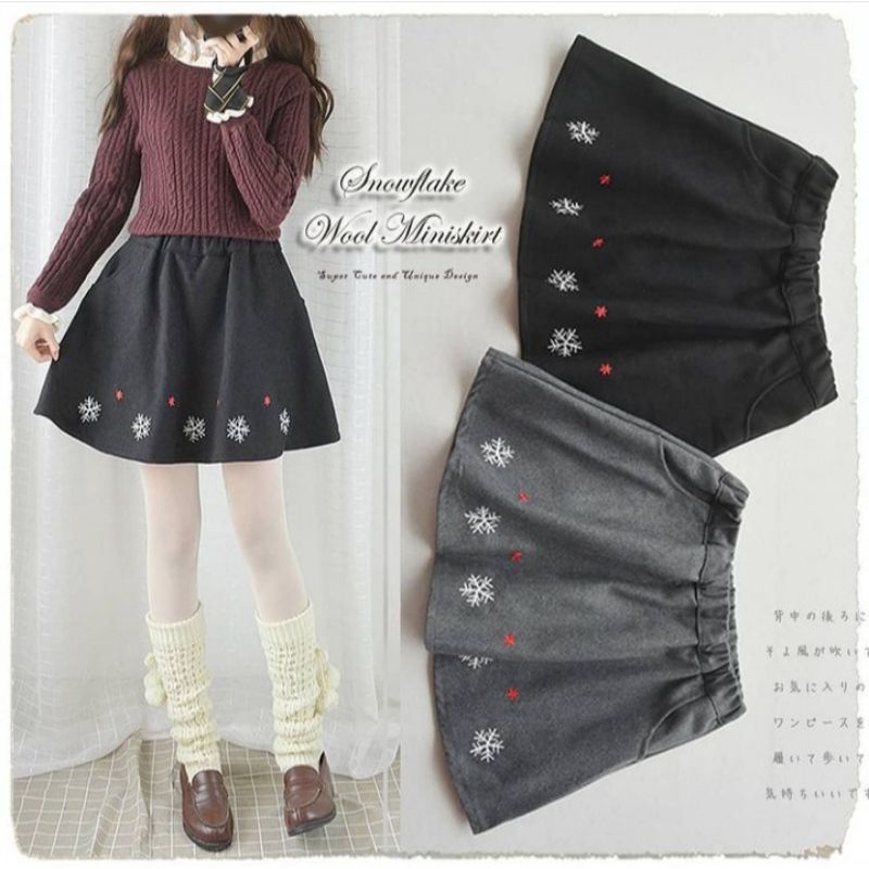 IMPORT Bawahan Rok Jepang Anime Kawai - Snowflake Wool Miniskirt