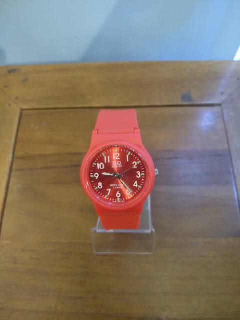 Q&amp;Q QQ QNQ SERIES VP46J VP46 - Casual series ready stock Jam tangan Remaja Anti Air Original