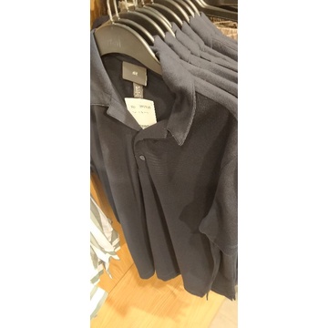 Kaos polo kerah black Hitam H&M Pria Jastip