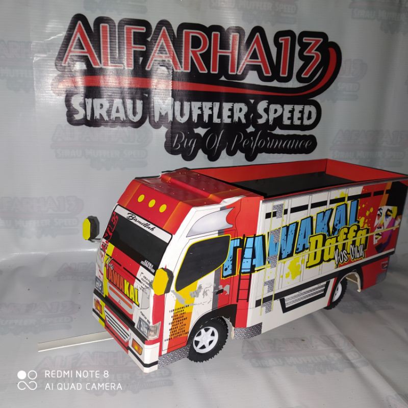 Miniatur Truck Oleng Tawakal Indonesia