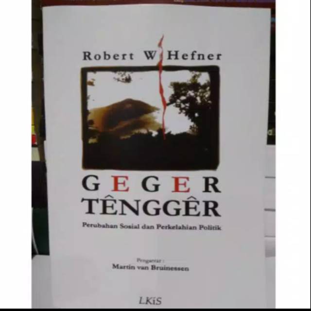 GEGER TENGGER - ROBERT HEFNER