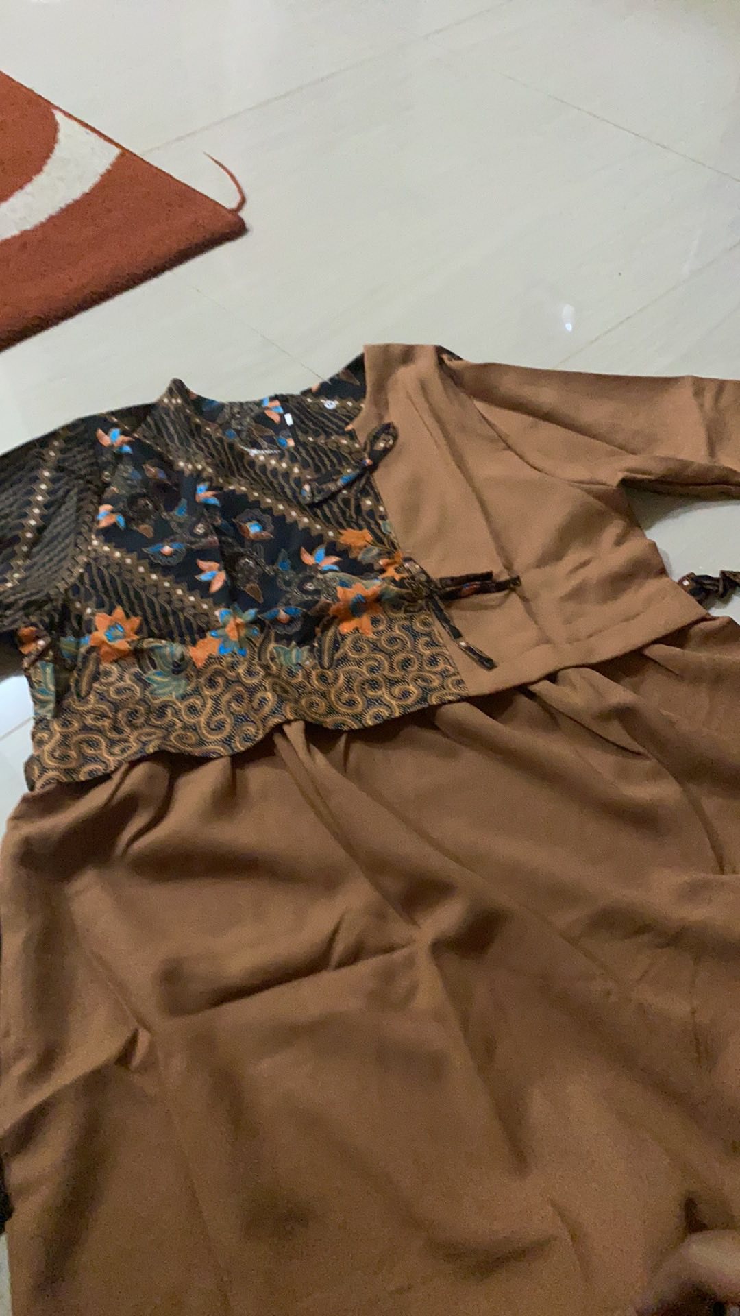 Atasan Batik Dolby Dolbi Dobby Doby Tenun Sutra Tulis Halus Katun Atbm Baron ,sarombit Atasan