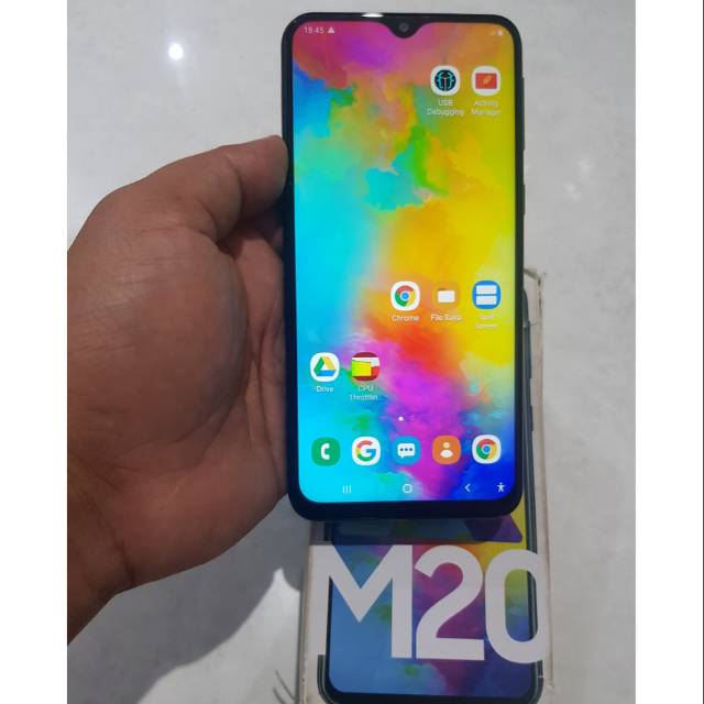 SAMSUNG GALAXY M20 BEKAS  PEMAKAIAN PRIBADI, MULAI BARUNYA