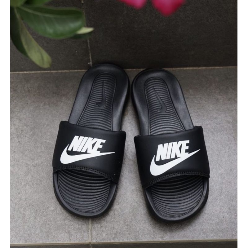 Sandal nike victori one slide sendal casual sporty BNWB original