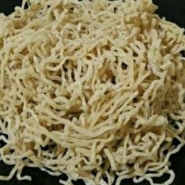 

mie mentah/ mie keriting / mie mentah