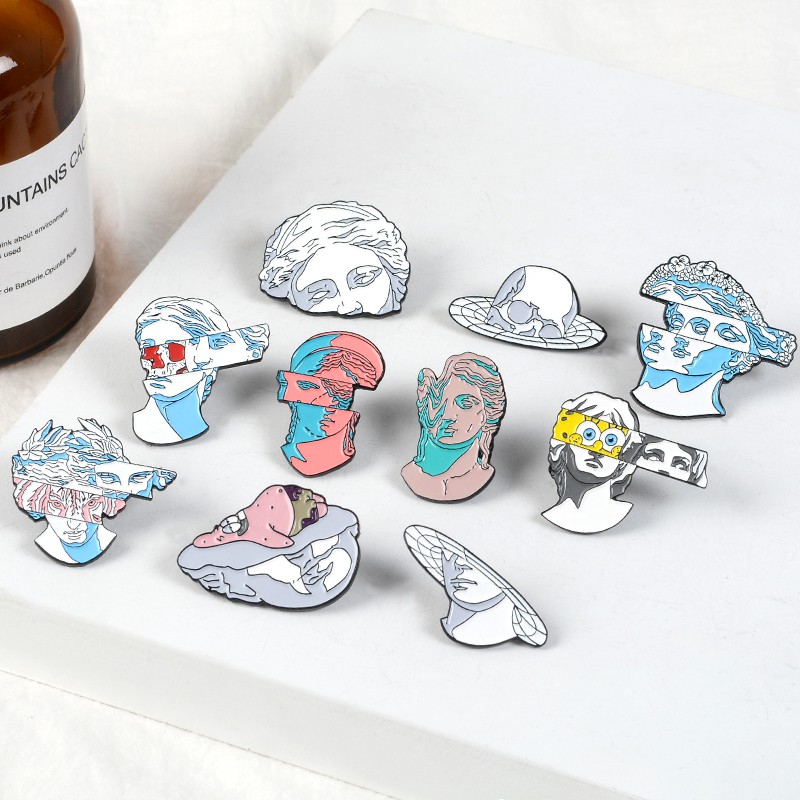 Amazing Art Enamel Pins Split Head Sculpture Custom Brooches Cartoon Sponge Patrick Bag Clothes Lapel Pin Cartoon Jewelry