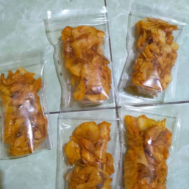 

KripSing (Kripik Singkong) Balado Maknyus Kemasan Pouch