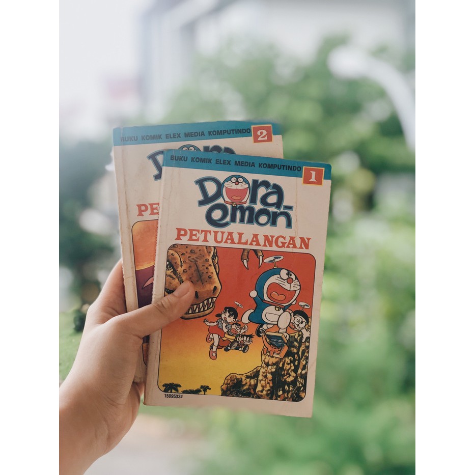 BUKU KOMIK "DORAEMON" (bahasa indonesia)