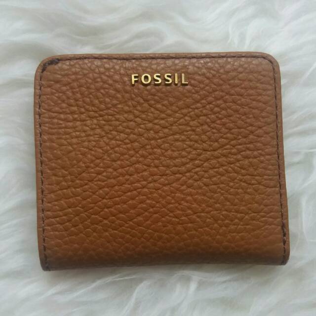 Fossil Madison Bifold - Dompet Wanita Warna Saddle dan Red Velvet