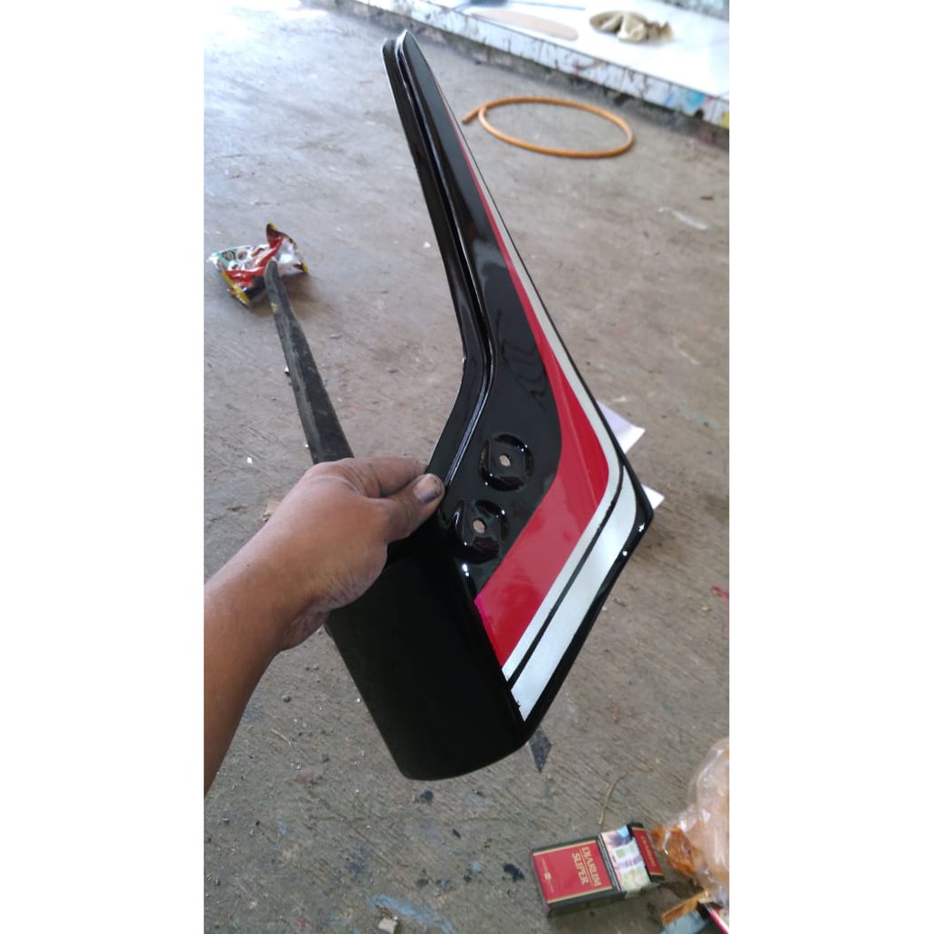 Body Belakang RX Spesial Hitam Lis Merah Putih / Tepong Belakang RX Spesial / Yamaha RX Spesial