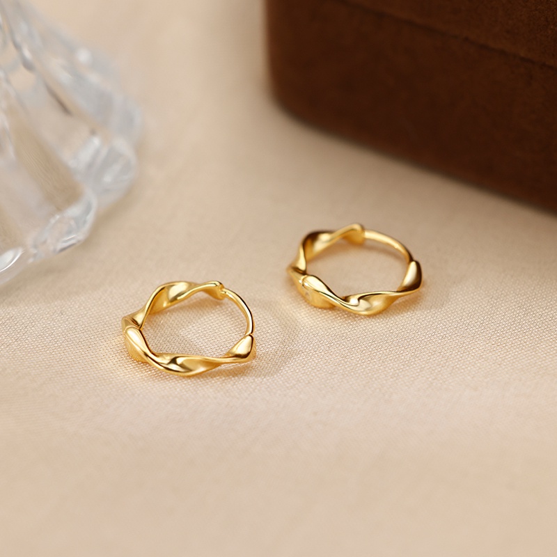 We Flower Anting Hoop Bahan s925 Silver Gaya Klasik Untuk Wanita