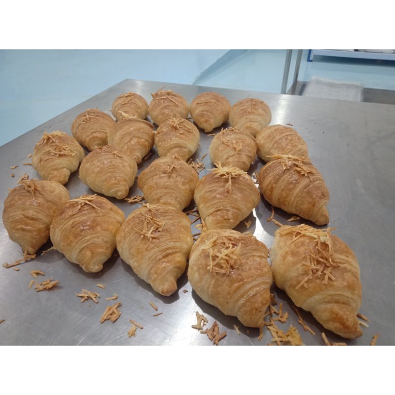 

CHEESE CROISANT